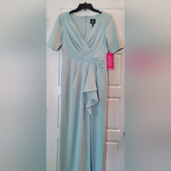 Mother of the bride Dress - Picture 5 of 11